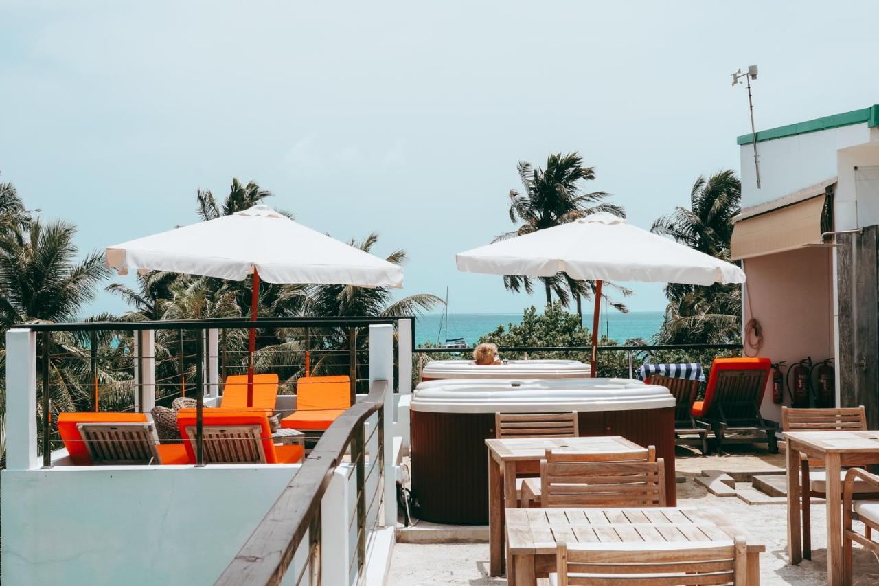 Hotel Bliss Dhigurah Dhigurah  Exterior foto